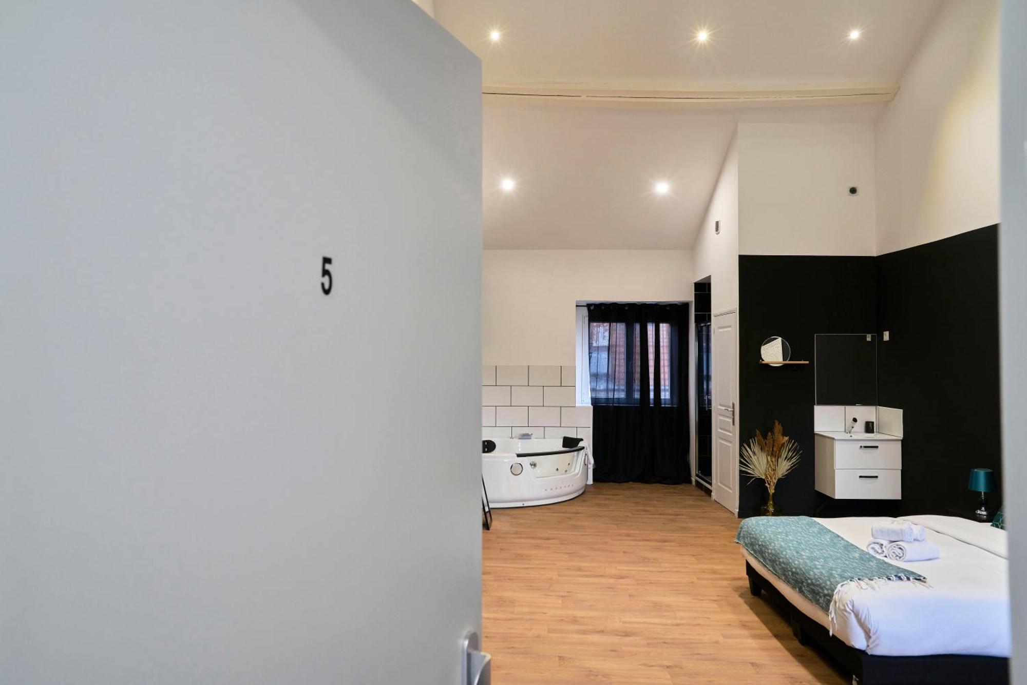 Ng Prestige - Lille L Roubaix Trichon - Balneo - Netflix - Wifi Daire Dış mekan fotoğraf